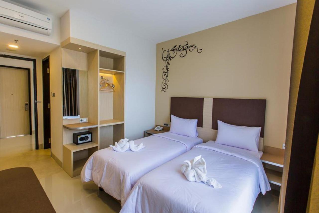 Sparks Odeon Sukabumi, Artotel Curated Exteriér fotografie