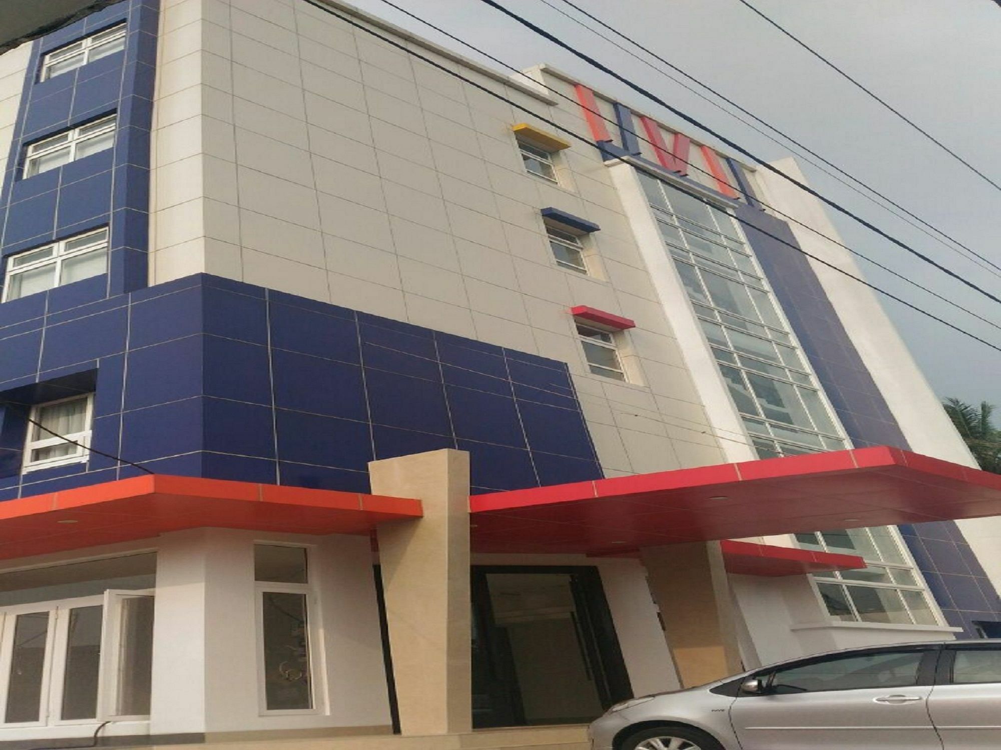 Sparks Odeon Sukabumi, Artotel Curated Exteriér fotografie